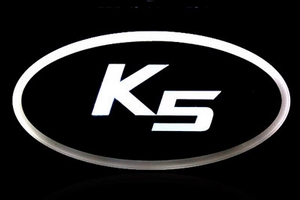 Эмблема с светодиодной подсветкой K5 Ledist (комплект) KIA Optima 2010-2015 ― Auto-Clover