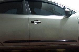 Молдинг дверей HSM KIA Cerato 2009-2012 ― Auto-Clover