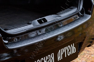 Накладка на площадку заднего бампера пластиковая Русская Артель Datsun on-DO 2014-2019 ― Auto-Clover