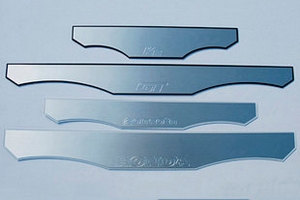 Накладки на пороги алюминиевые (вариант 1) ArtX Hyundai ix55 2007-2014 ― Auto-Clover