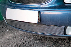 Сетка защитная в бампер Premium черный Strelka Chrysler Voyager 2001-2008 ― Auto-Clover