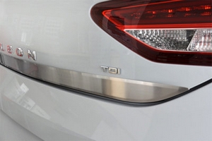 Стальная накладка на кромку багажника Alu-Frost Hyundai i20 2008-2014 ― Auto-Clover