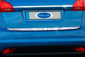Стальная накладка на кромку багажника Omsa Line KIA Venga 2010-2019 ― Auto-Clover