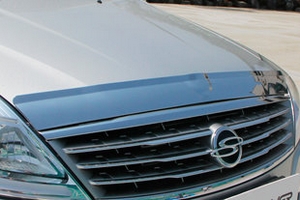 Дефлектор на капот хромированный Autoclover SsangYong Rexton 2001-2015 ― Auto-Clover