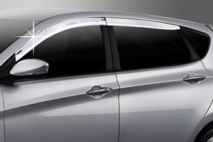 Дефлекторы на окна хромированные Autoclover Hyundai Solaris 2011-2017 ― Auto-Clover