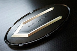 Эмблема Concepto (черный-черный-серебристый) Эмблемы и логотипы  ― Auto-Clover