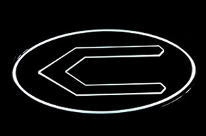 Эмблема с светодиодной подсветкой хромированная Concepto Ledist Эмблемы и логотипы  ― Auto-Clover