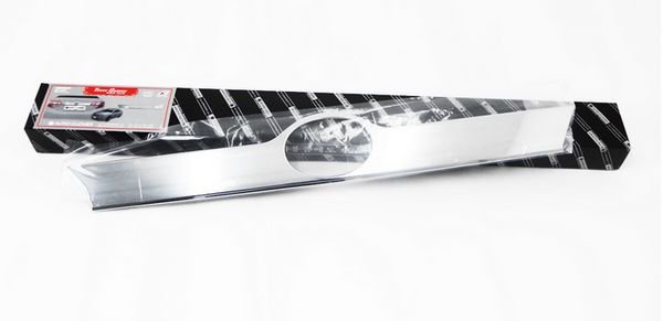 Хромированная накладка на крышку багажника Autoclover Toyota Camry 2011-2017 no.15091