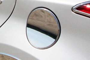 Хромированная накладка на лючок бензобака Autoclover Hyundai Elantra 2010-2015 ― Auto-Clover