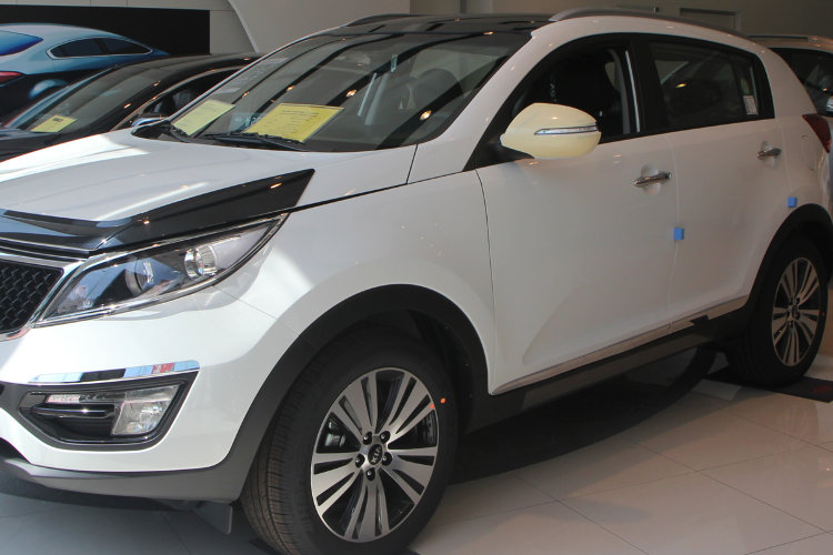 Хромированные молдинги на двери Autoclover KIA Sportage 2010-2015 no.17068