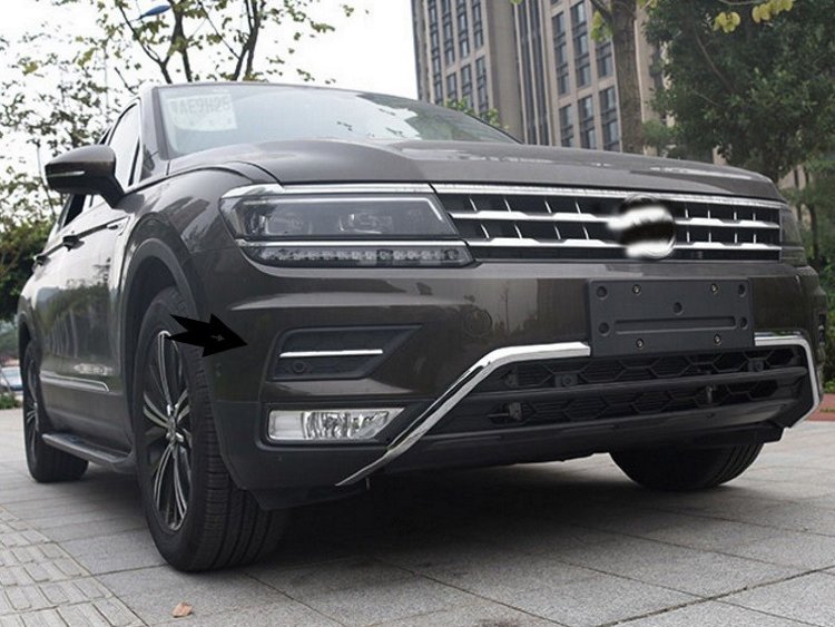 Хромированные молдинги на воздухозаборники в бампере OEM-Tuning Volkswagen Tiguan II 2016-2019 no.5189