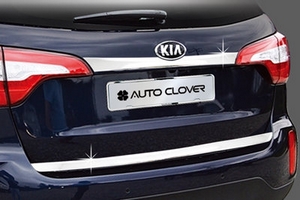 Хромированные накладки на крышку багажника Autoclover KIA Sorento 2013-2017 ― Auto-Clover