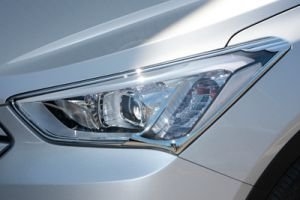 Хромированные накладки на передние фары Autoclover Hyundai Santa Fe 2012-2018 ― Auto-Clover