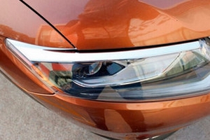 Хромированные накладки на передние фары (вариант 2) OEM-Tuning Nissan X-Trail 2014-2019 ― Auto-Clover