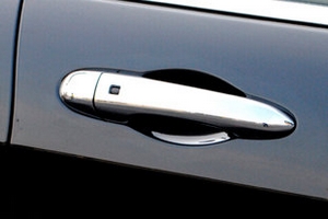 Хромированные накладки на ручки дверей (смарт-ключ) OEM-Tuning Jeep Cherokee 2014-2019 ― Auto-Clover
