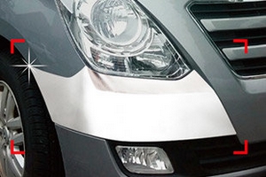 Хромированные накладки на углы под передними фарами Autoclover Hyundai Grand Starex (H-1) 2007-2019 ― Auto-Clover