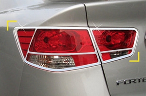 Хромированные накладки на задние фонари Kyoungdong KIA Cerato 2009-2012 ― Auto-Clover
