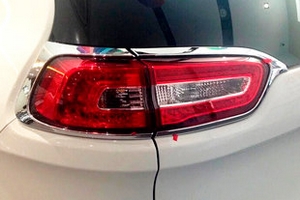 Хромированные накладки на задние фонари OEM-Tuning Jeep Cherokee 2014-2019 ― Auto-Clover