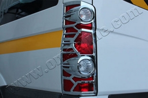 Хромированные накладки на задние фонари Omsa Line Volkswagen Crafter 2006-2019 ― Auto-Clover