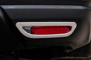 Хромированные накладки на задние противотуманные фары OEM-Tuning Nissan X-Trail 2014-2019 ― Auto-Clover