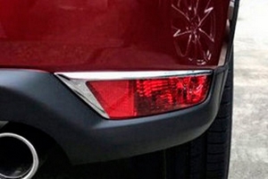 Хромированные накладки на задние противотуманные фонари (вариант 1) OEM-Tuning Mazda CX-5 2017-2019 ― Auto-Clover