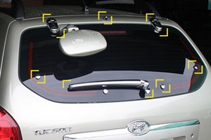 Хромированные накладки на заднюю дверь Kyoungdong Hyundai Tucson 2004-2009 ― Auto-Clover