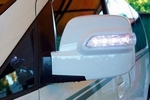 Корпуса боковых зеркал с повторителем и ДХО (3 режима) Kabis Hyundai Grand Starex (H-1) 2007-2019