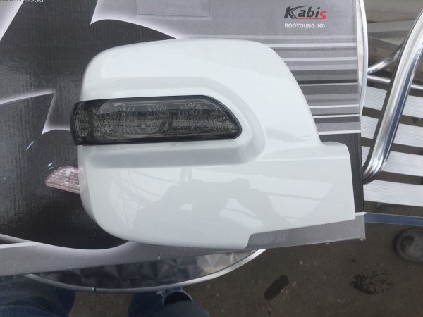 Корпуса боковых зеркал с тонированным повторителем и ДХО (3 режима) Kabis Hyundai Grand Starex (H-1) 2007-2019 14207