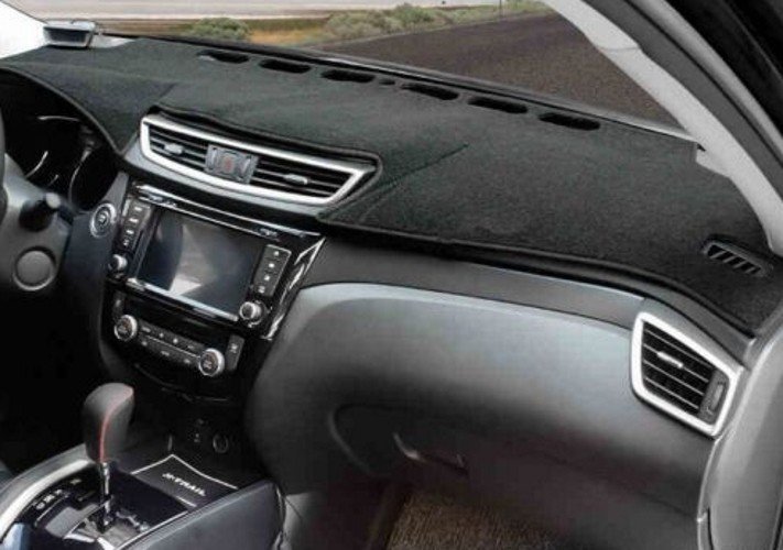 Коврик на приборную панель текстильный OEM-Tuning Nissan X-Trail 2014-2019 no.5218