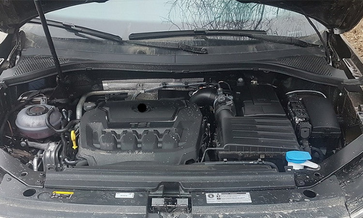 Крышка аккумуляторной батареи OEM-Tuning Skoda Kodiaq 2016-2019 no.3369