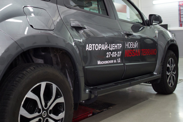 Молдинги на двери пластиковые Русская Артель Nissan Terrano 2014-2019 no.18497