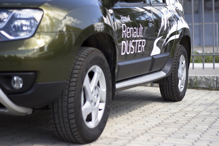 Молдинги на двери пластиковые Русская Артель Renault Duster 2011-2019 no.18467