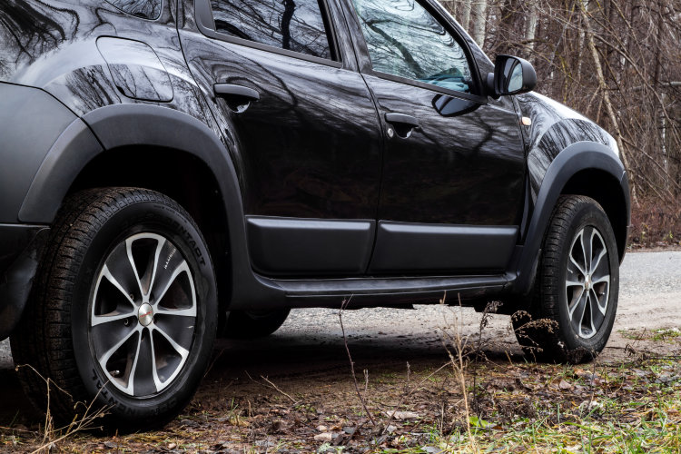 Молдинги на двери пластиковые Русская Артель Renault Duster 2011-2019 no.18467