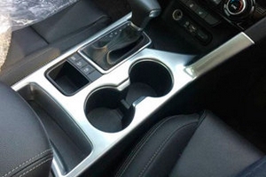 Накладка на консоль коробки передач OEM-Tuning KIA Sportage 2016-2019 ― Auto-Clover