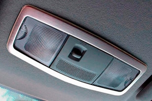 Накладка на плафон подсветки салона передний стальная OEM-Tuning Mitsubishi Outlander III 2013-2019 ― Auto-Clover