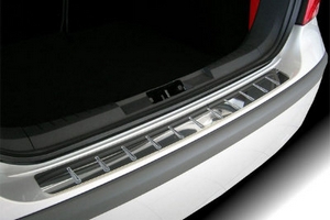 Накладка на площадку заднего бампера Alu-Frost Chevrolet Aveo 2011-2019 ― Auto-Clover