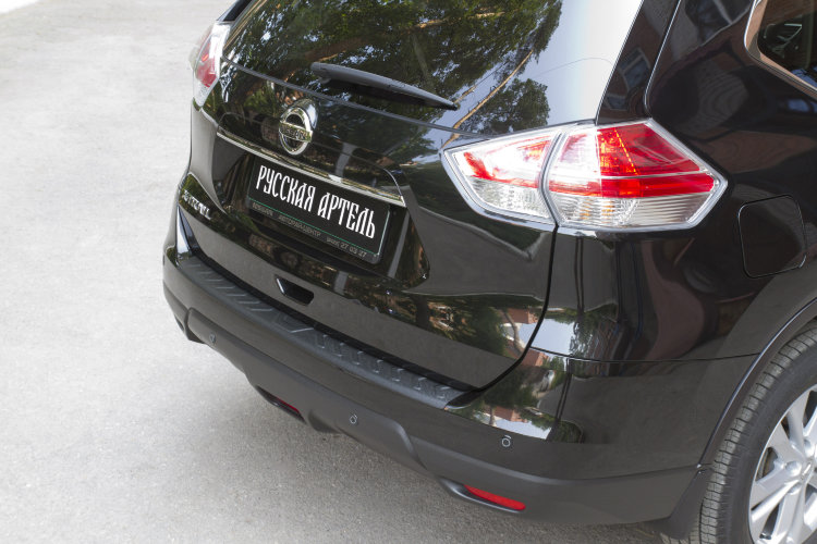 Накладка на площадку заднего бампера пластиковая Русская Артель Nissan X-Trail 2014-2019 no.18478