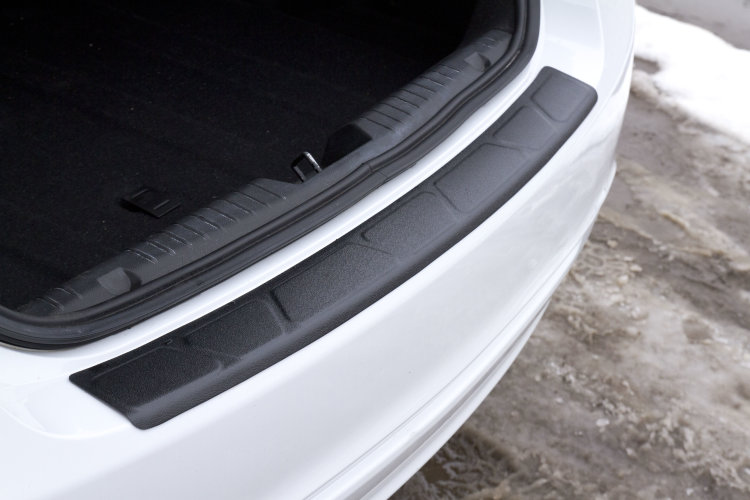 Накладка на площадку заднего бампера пластиковая Русская Артель Chevrolet Cruze 2008-2016 no.751