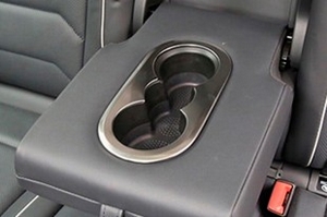 Накладка на подстаканник в подлокотнике стальная OEM-Tuning Volkswagen Tiguan II 2016-2019 ― Auto-Clover