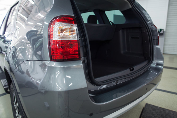 Накладка на порог багажника пластиковая Русская Артель Nissan Terrano 2014-2019 no.18496