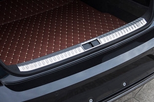 Накладка на порог багажника стальная OEM-Tuning Volkswagen Passat B8​ 2015-2019 ― Auto-Clover