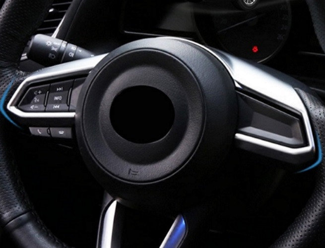 Накладка на руль пластиковая OEM-Tuning Mazda CX-5 2017-2019 no.1888