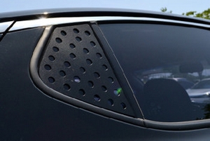 Накладка на заднее стекло бокового окна Dxsoauto KIA Optima 2010-2015 ― Auto-Clover