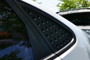 Накладка на заднее стекло бокового окна Dxsoauto Hyundai Elantra 2006-2010 ― Auto-Clover