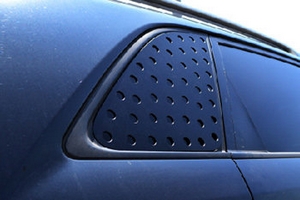 Накладка на заднее стекло бокового окна Dxsoauto KIA Sorento 2009-2012 ― Auto-Clover
