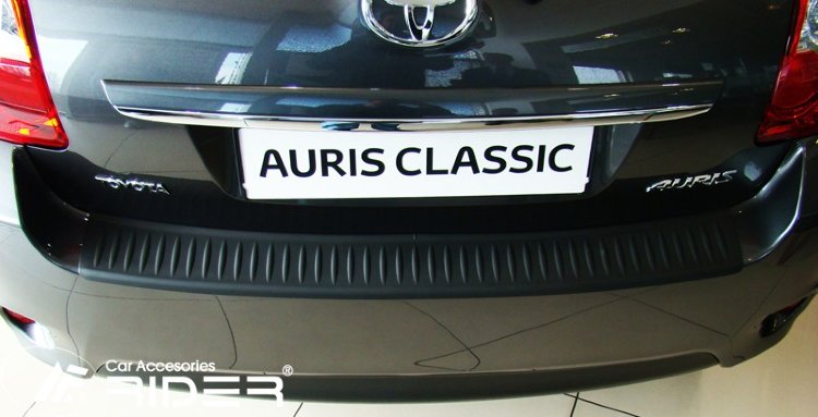 Накладка на задний бампер пластиковая Rider Toyota Auris 2006-2013 no.13569