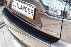 Накладка на задний бампер пластиковая Rider Mitsubishi Outlander II 2006-2013 ― Auto-Clover