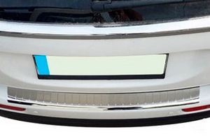 Накладка на задний бампер полированная Omsa Line Mitsubishi Outlander III 2013-2019 ― Auto-Clover