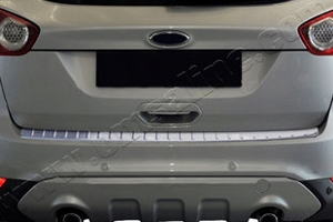 Накладка на задний бампер полированная Omsa Line Ford Kuga I 2008-2012 ― Auto-Clover