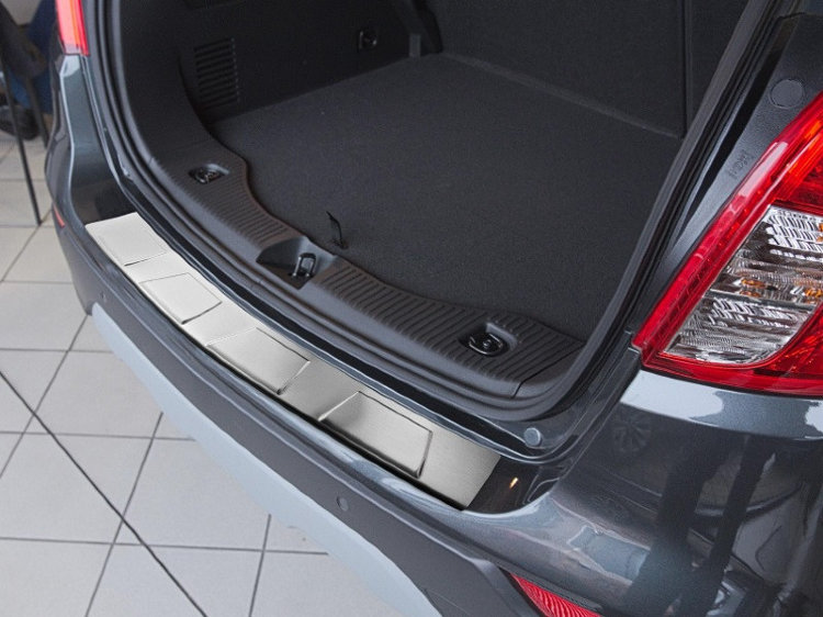 Накладка на задний бампер "4 трапеции" матовая стальная Croni Hyundai Tucson 2015-2019 no.3752